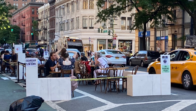 Retailers Can Learn from Restaurants